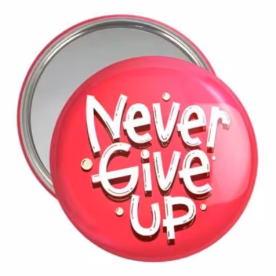 آینه جیبی خندالو مدل Never Give Up کد 10043