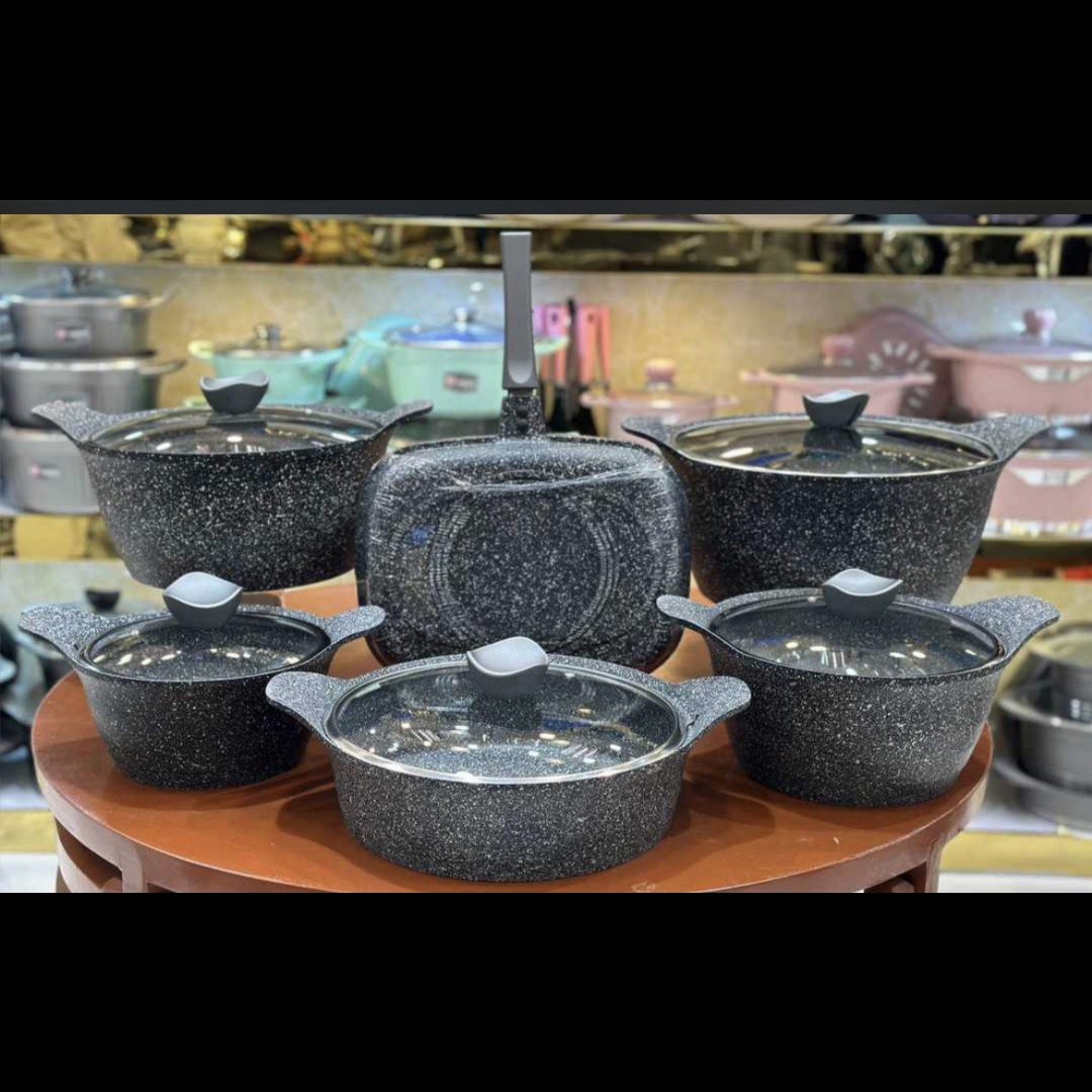 سرویس قابلمه چدن دو رو گرانیت 12 پارچه برند دالتون رنگ مشکی طوسی کرم