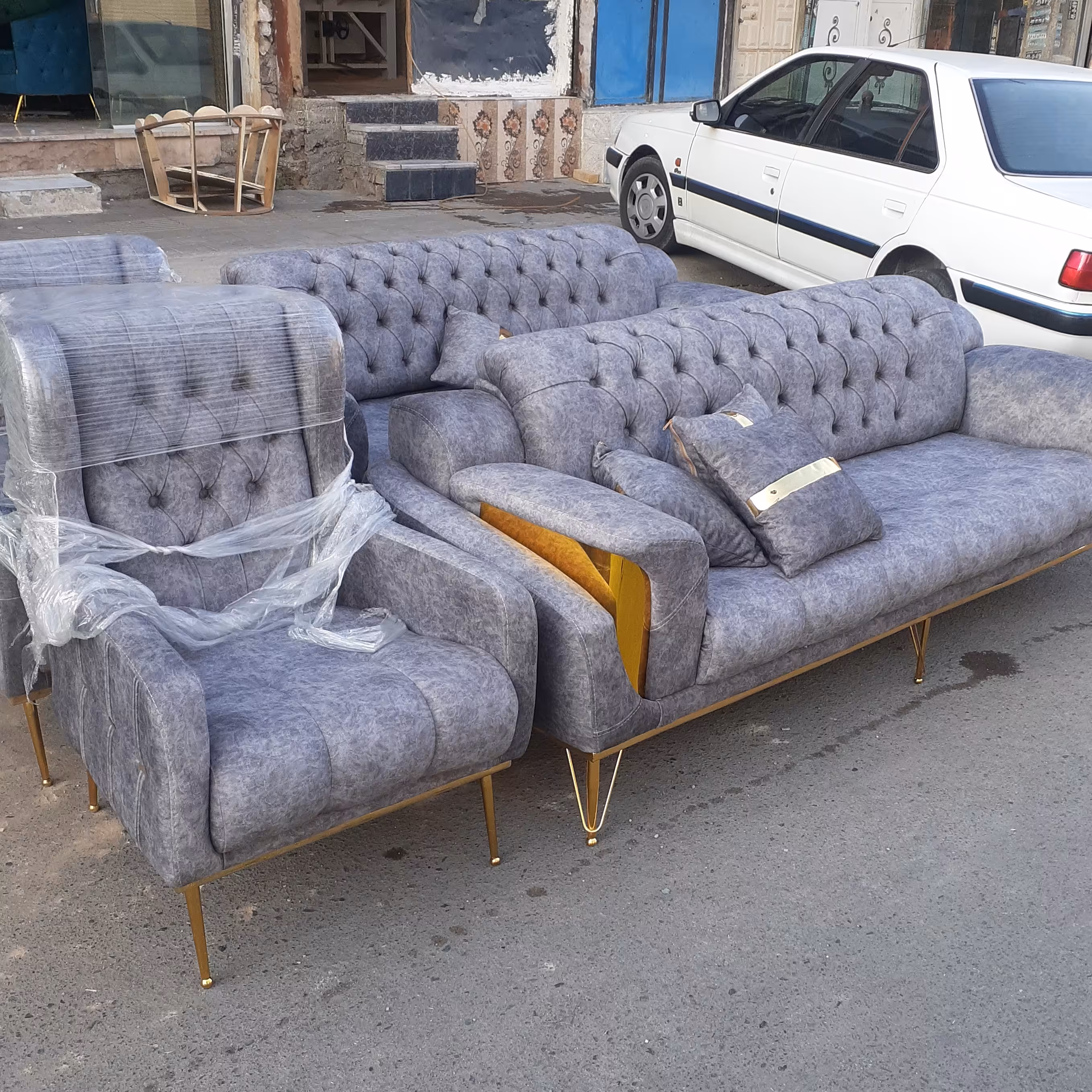 مبلمان راحتی مبل چستر  ماهور تختشو  کف فوم ویژه کلاف قرص و محکم