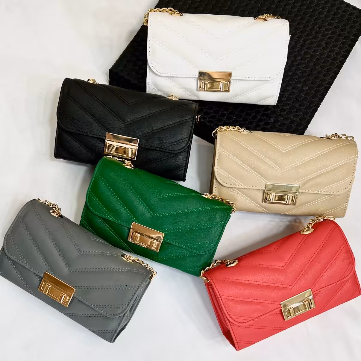 کیف پاسپورتی دو قفل دخترانه رنگبندی بالا ارسال کنید 