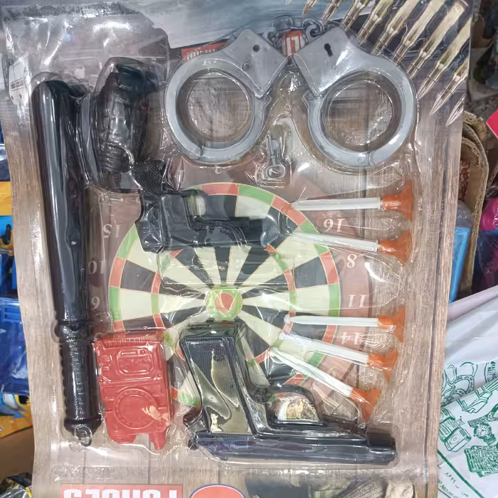 تفنگ پلیس شجاع خیلی بزرگ 