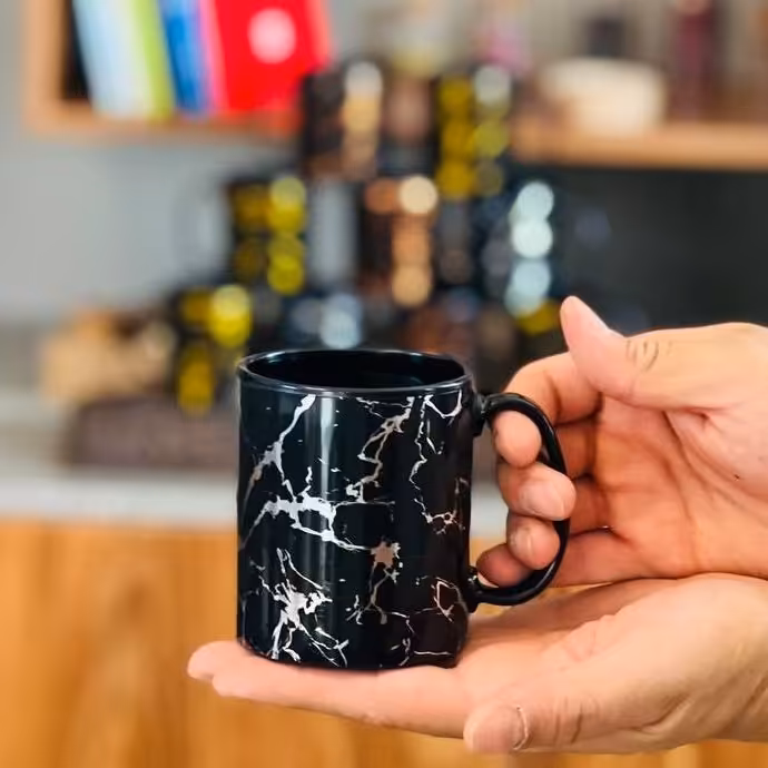 لیوان ماربل پلاستیکی سایز 9 در 8 دارای رنگبندی از جنس پلاستیک