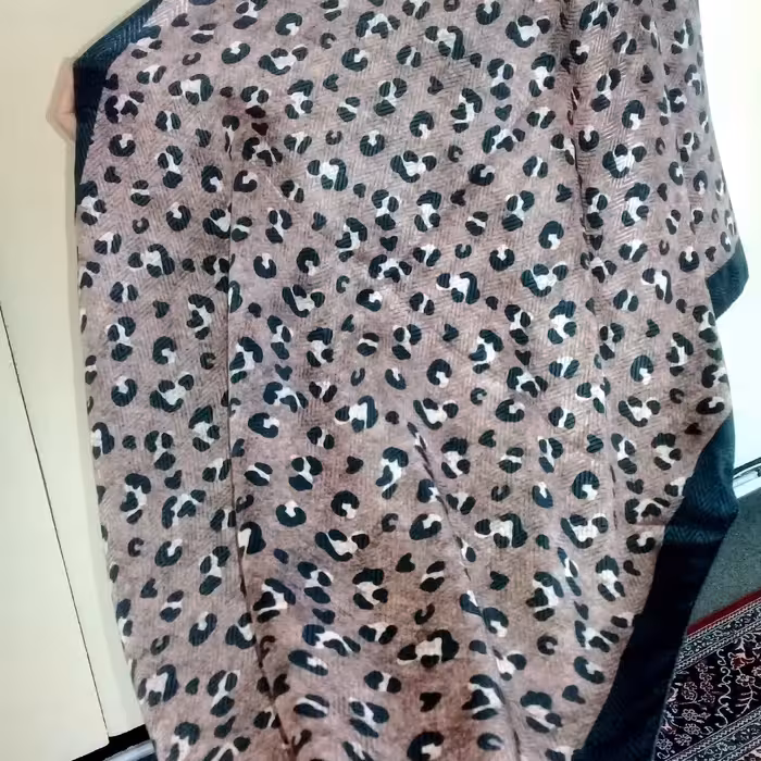 شال جناقی دور دوخت منگوله دار  تک رنگ قهوه ای