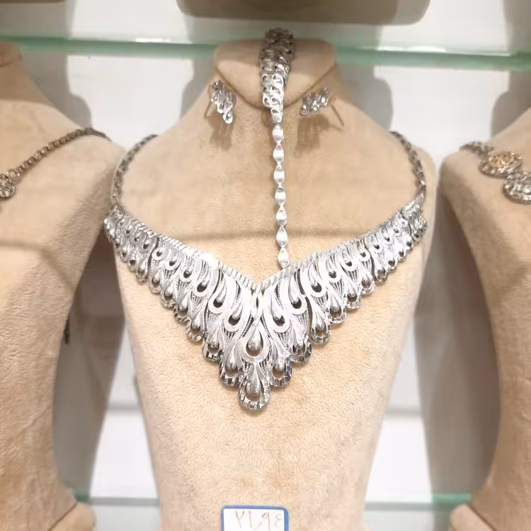 سرویس نقره تراش، امکان آبکاری طلایی کامل دارد،،