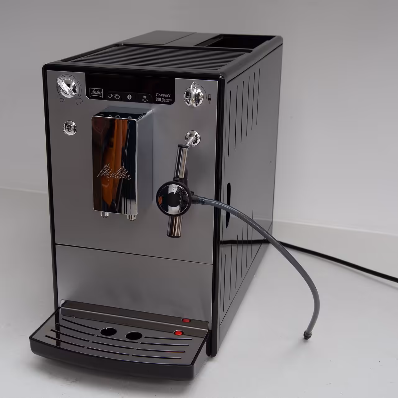  اسپرسو ساز E950-103 ملیتا  اصل آلمان آسیاب سرخود اسپرسوساز تمام اتوماتیک mellitta