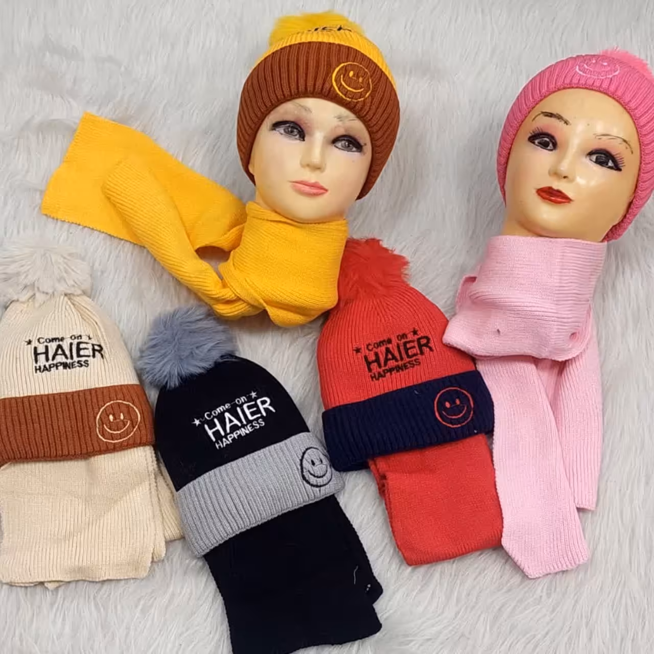 ست کلاه و شال بافت تک پوم دورنگ