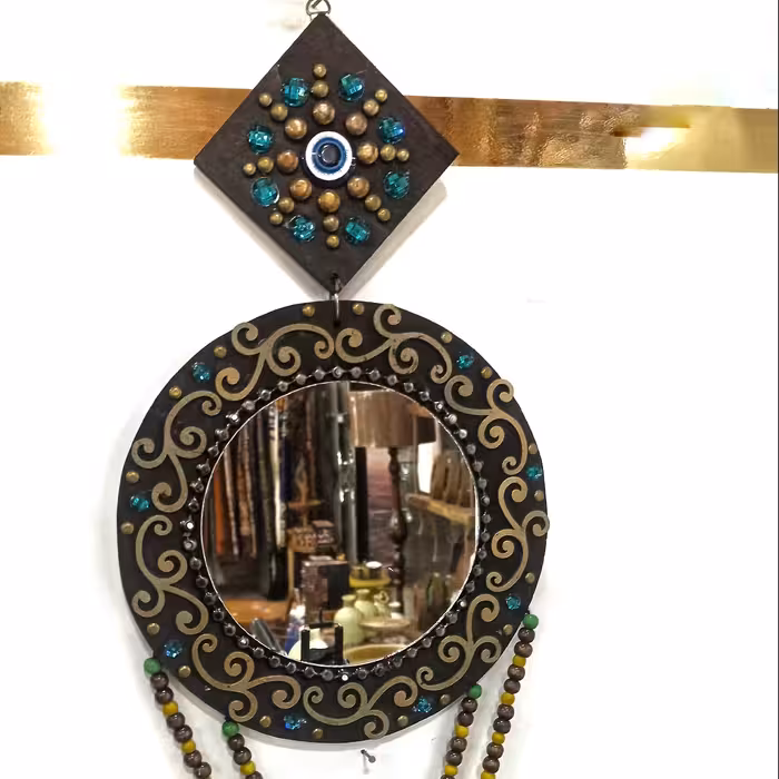 آینه دیواری چوبی چشم نظر دار دستساز