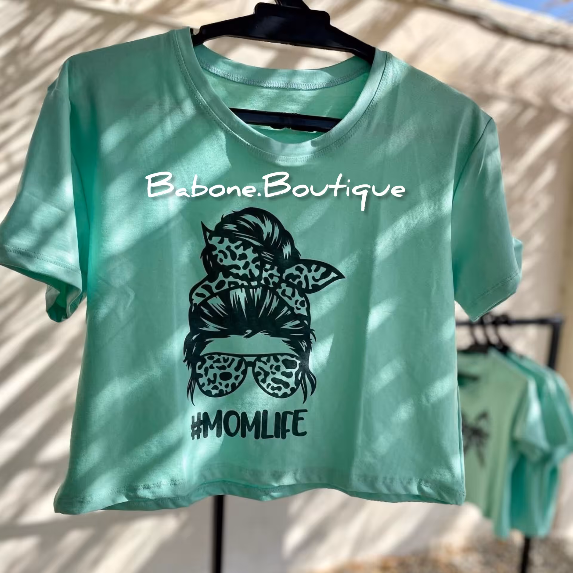 تیشرت کراپ زمینه سبز با طرح های فانتزی و کارتونی دختر پاپیون خرس قلب