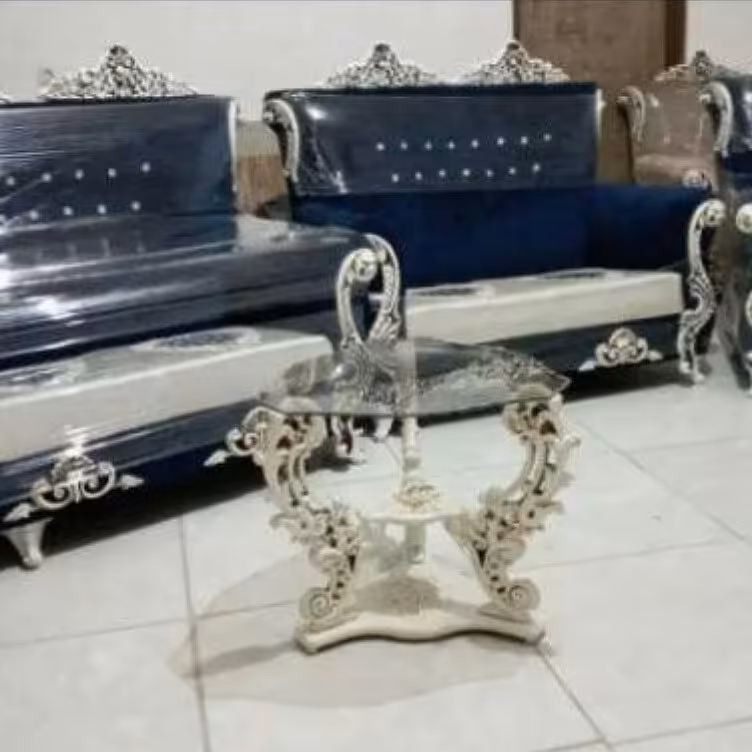 مبلمان راحتی طرح سلطنتی با کیفیت و قیمت مناسب(هزینه ارسال رایگان)