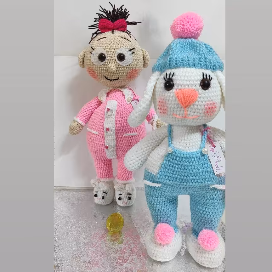 عروسک  بافتنی