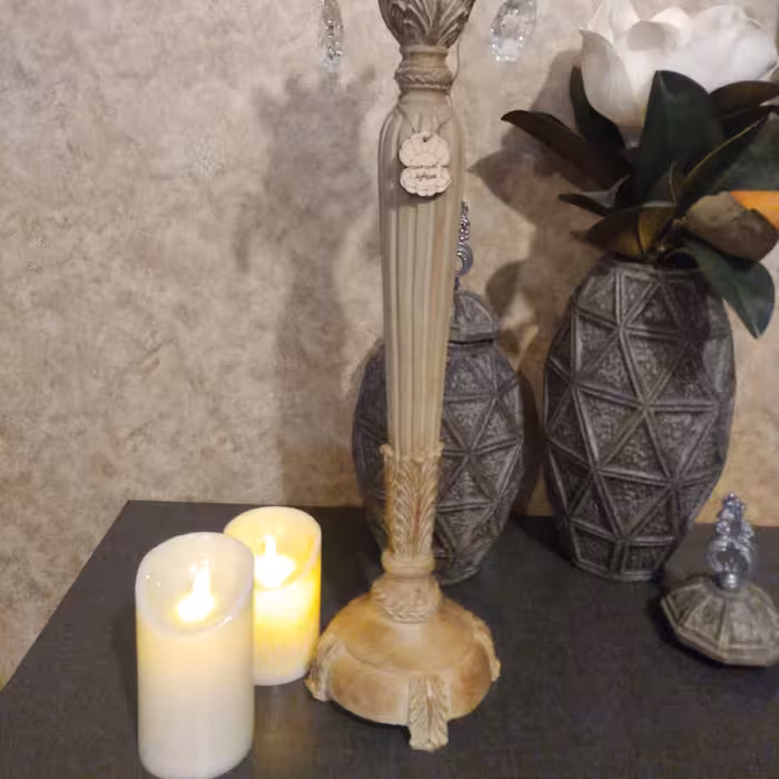 شمعدان پلی استر پتینه شده ارتفاع پنجاه سانت بدون زنبق و اویز