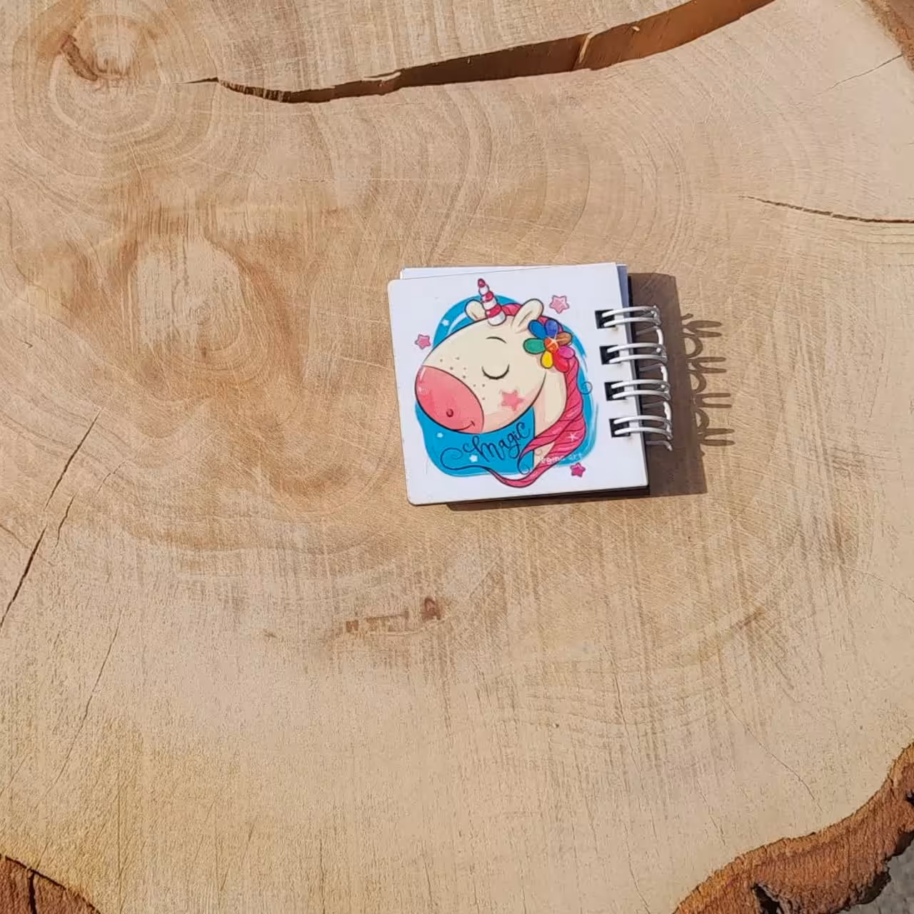 دفترچه کوچک جلد چوبی 5  سانتی طرح یونیکورن