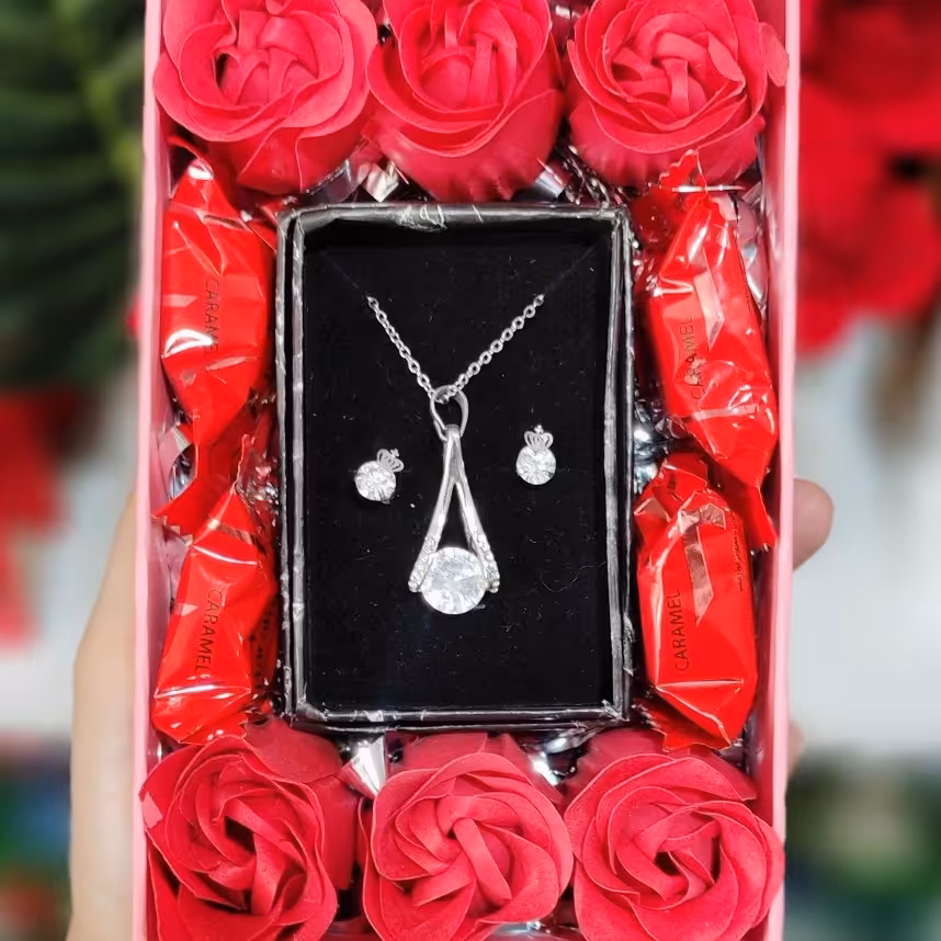 باکس هدیه روز دختر نیم ست استیل گیفت شکلات