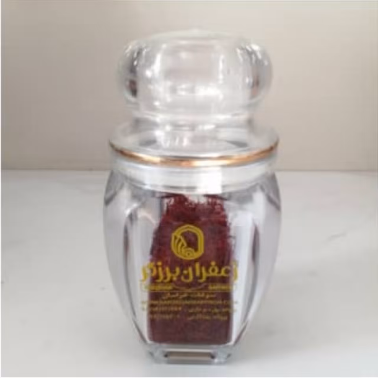 زعفران نگین ممتاز کریستالی 15 گرم آقای عطار