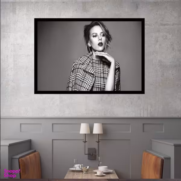 تابلو بکلیت طرح مشاهیر سینمای جهان اسکارلت جوهانسون مدل قاب شاسی B-s10377