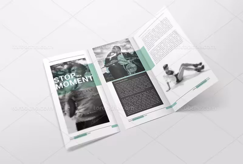 موکاپ بروشور 3 لت | گرافیک با طعم تربچه