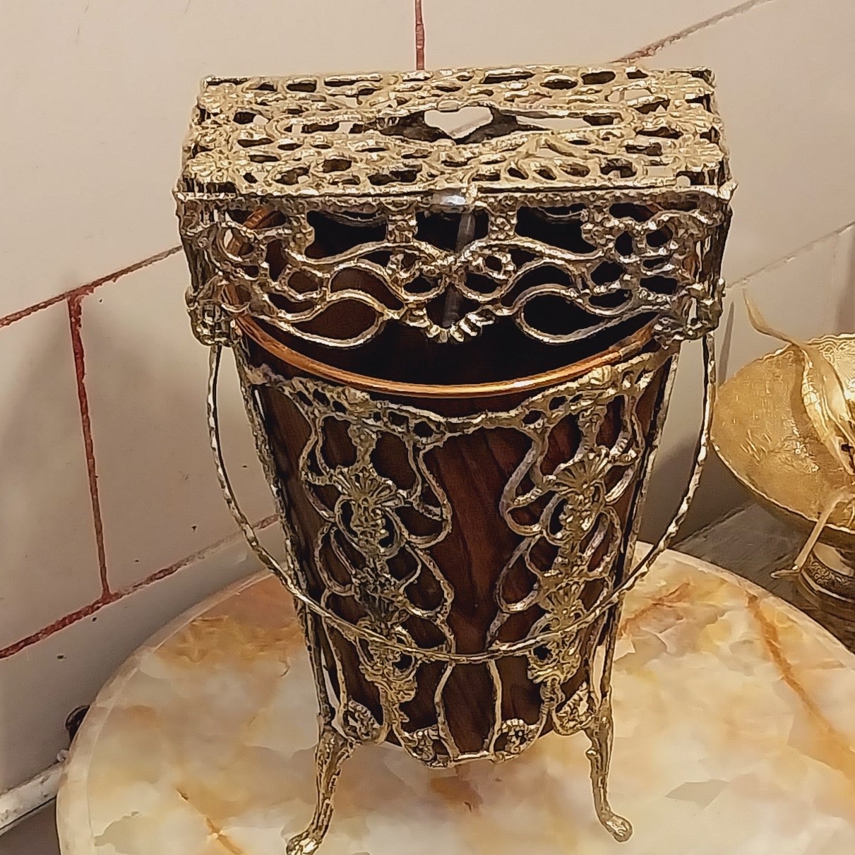 سطل برنز و جادستمالی برنز (سطل و جادستمالی )