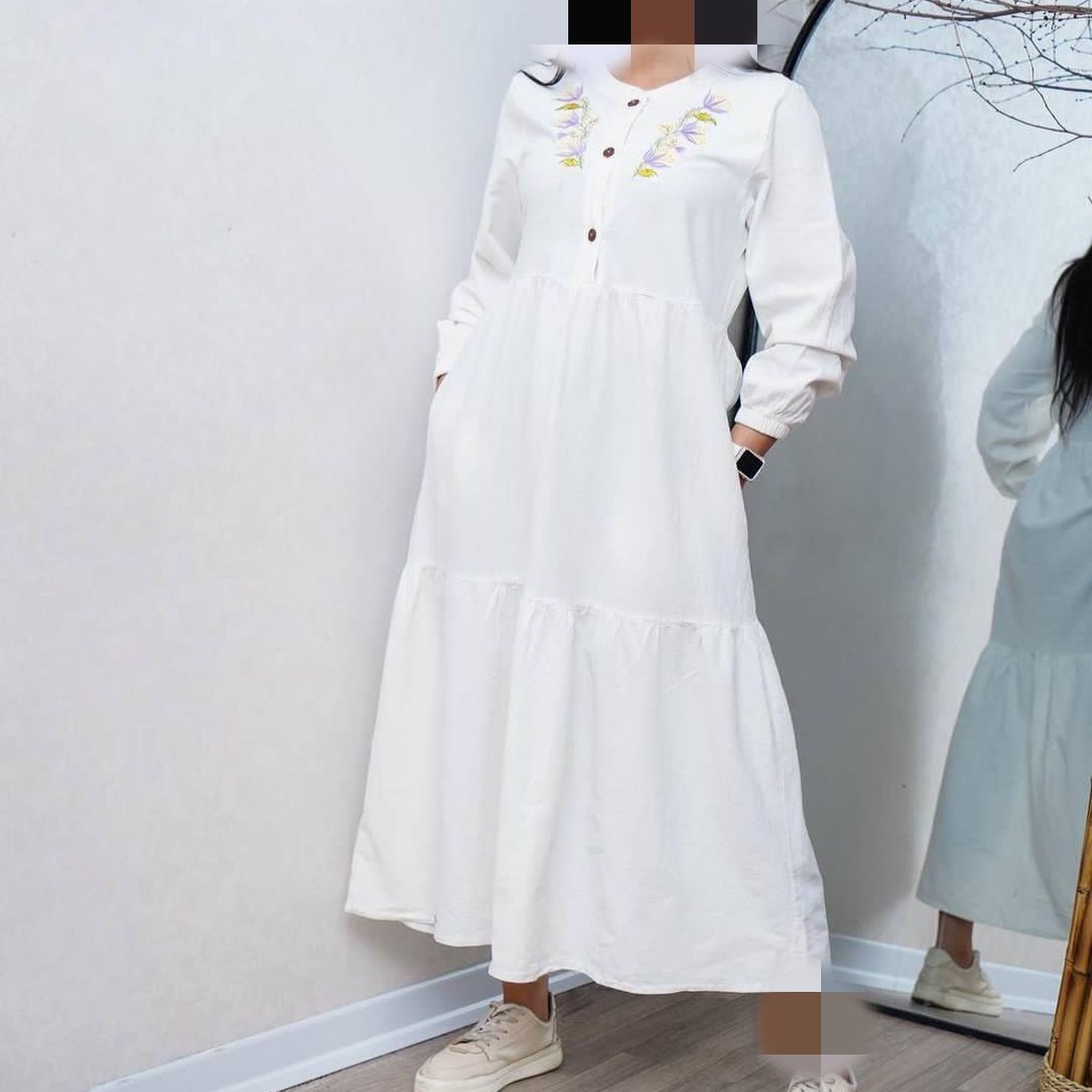 ساحلی بلند گلدوزی شده