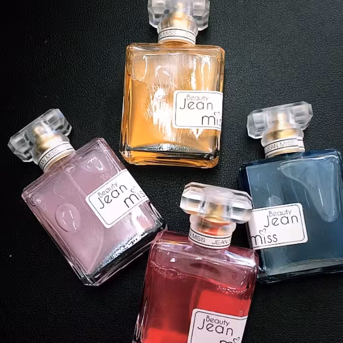 بادی اسپلش اورجینال جین میس حجم 50 میل در 4 رایحه مختلف کیفیت عالی و قیمت مناسب