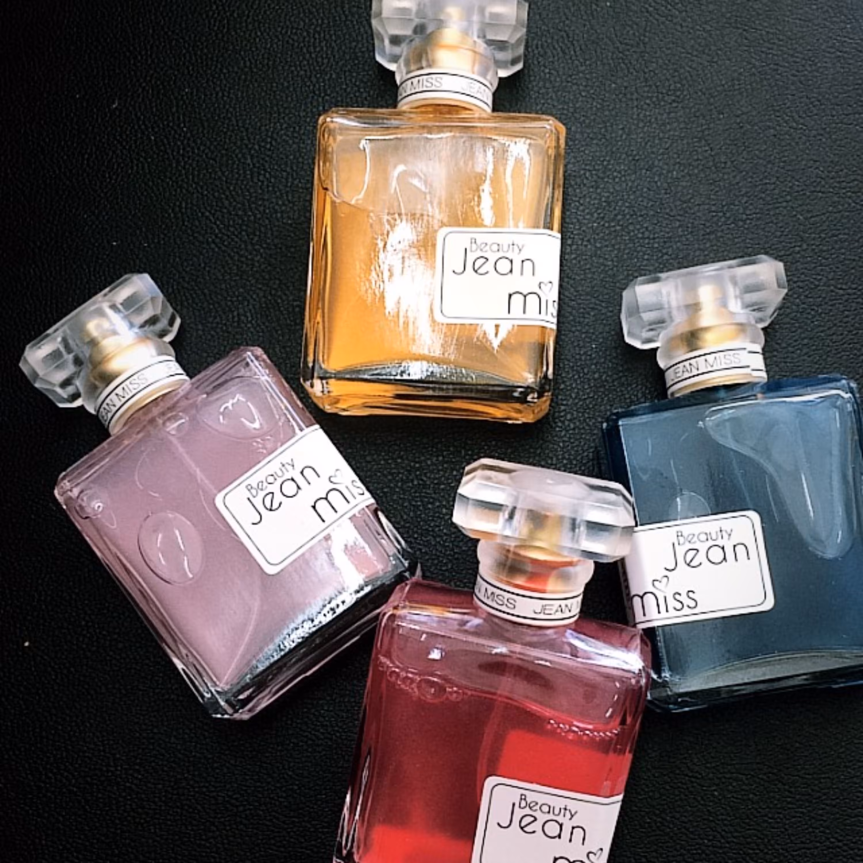 بادی اسپلش اورجینال جین میس حجم 50 میل در 4 رایحه مختلف کیفیت عالی و قیمت مناسب