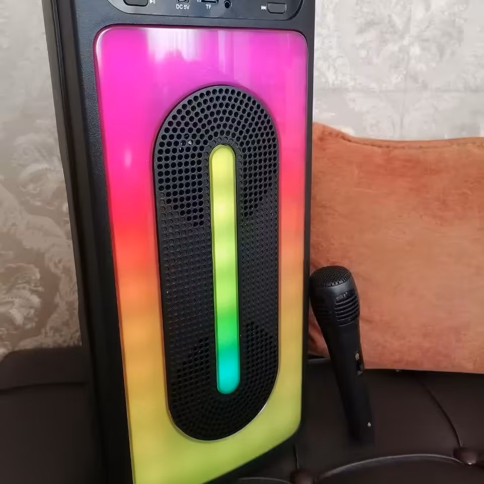 اسپیکر بلوتوثی وایرلس  قابل حمل مسافرتی KTS1555(ارسال رایگان)