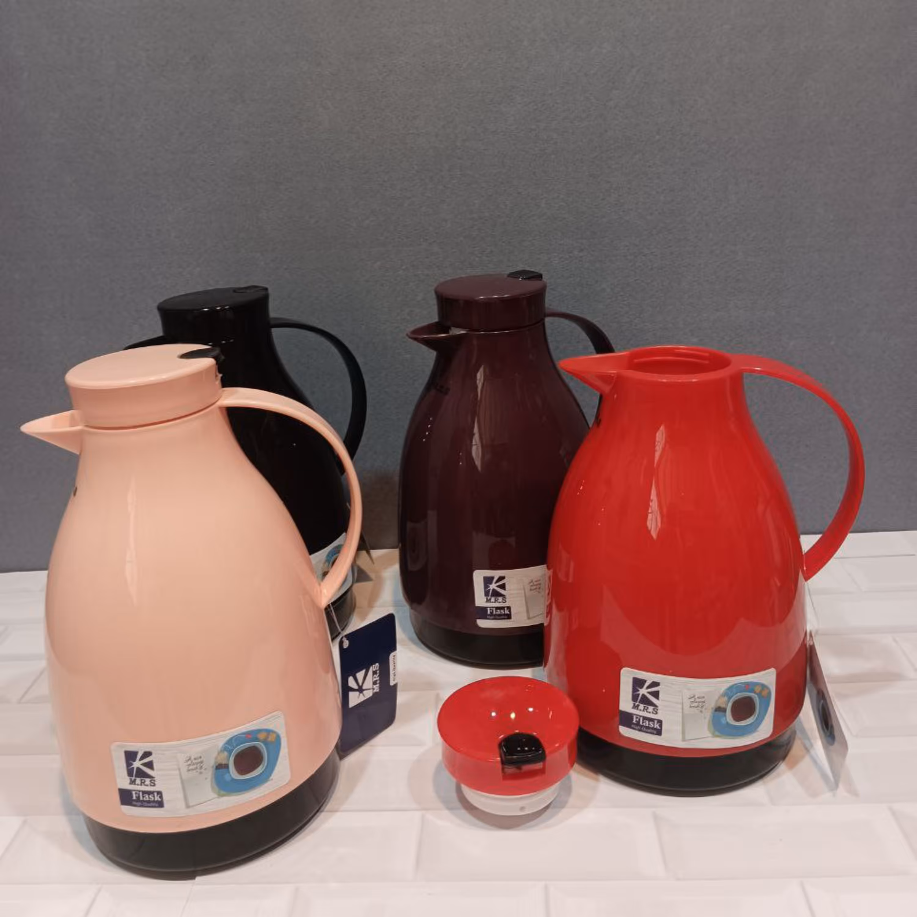 فلاسک چای 1 لیتری برند معتبر mrs در رنگبندی مختلف