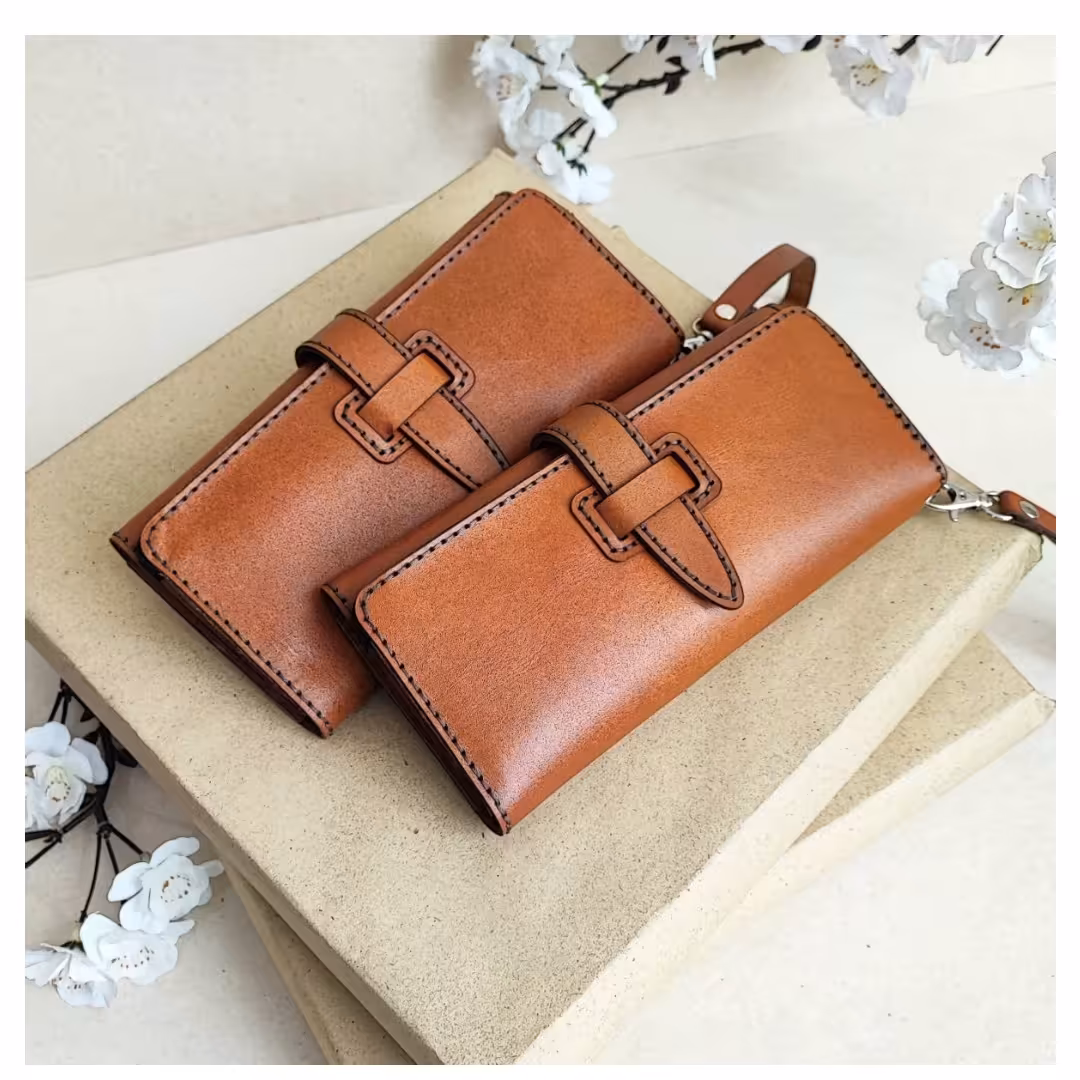 کیف پول چرم طبیعی گاوی  دستدوز ارسال رایگان رنگ عسلی