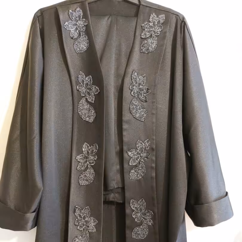 تزیین لباس با اپلیکه