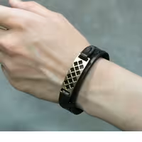 دستبند چرمی مردانه و زنانه 