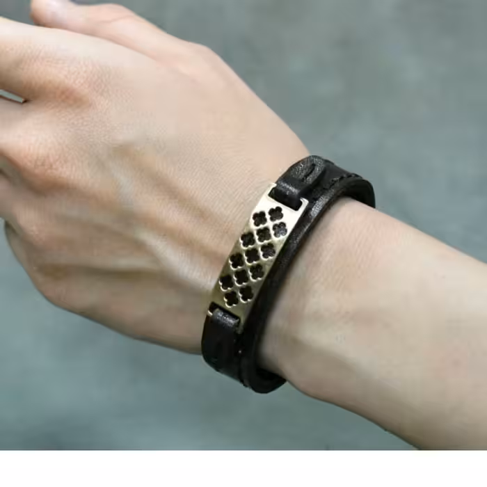 دستبند چرمی مردانه و زنانه 