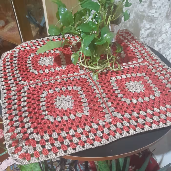 قلاب  بافی با نخ مکرومه 