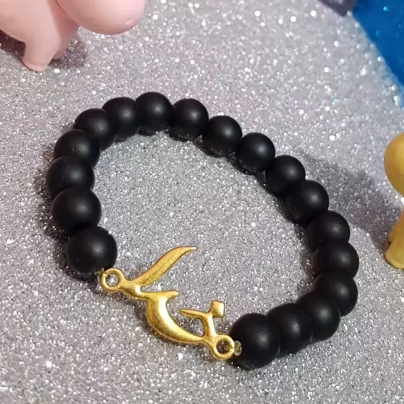 دستبند مهره اونیکس مشکی 2 عددی  2 طرح مختلف با پول یک دستبند 2 تا بخر