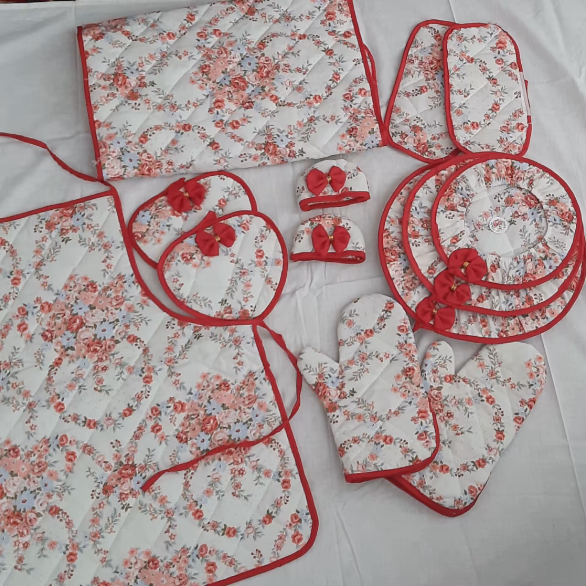 سرویس آشپزخانه  13 پارچه از برند سوپرایز