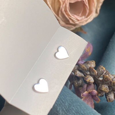 گوشواره قلب نقره عیار بالای 925 حک شده روی محصول بینظیر برای کادو تولد