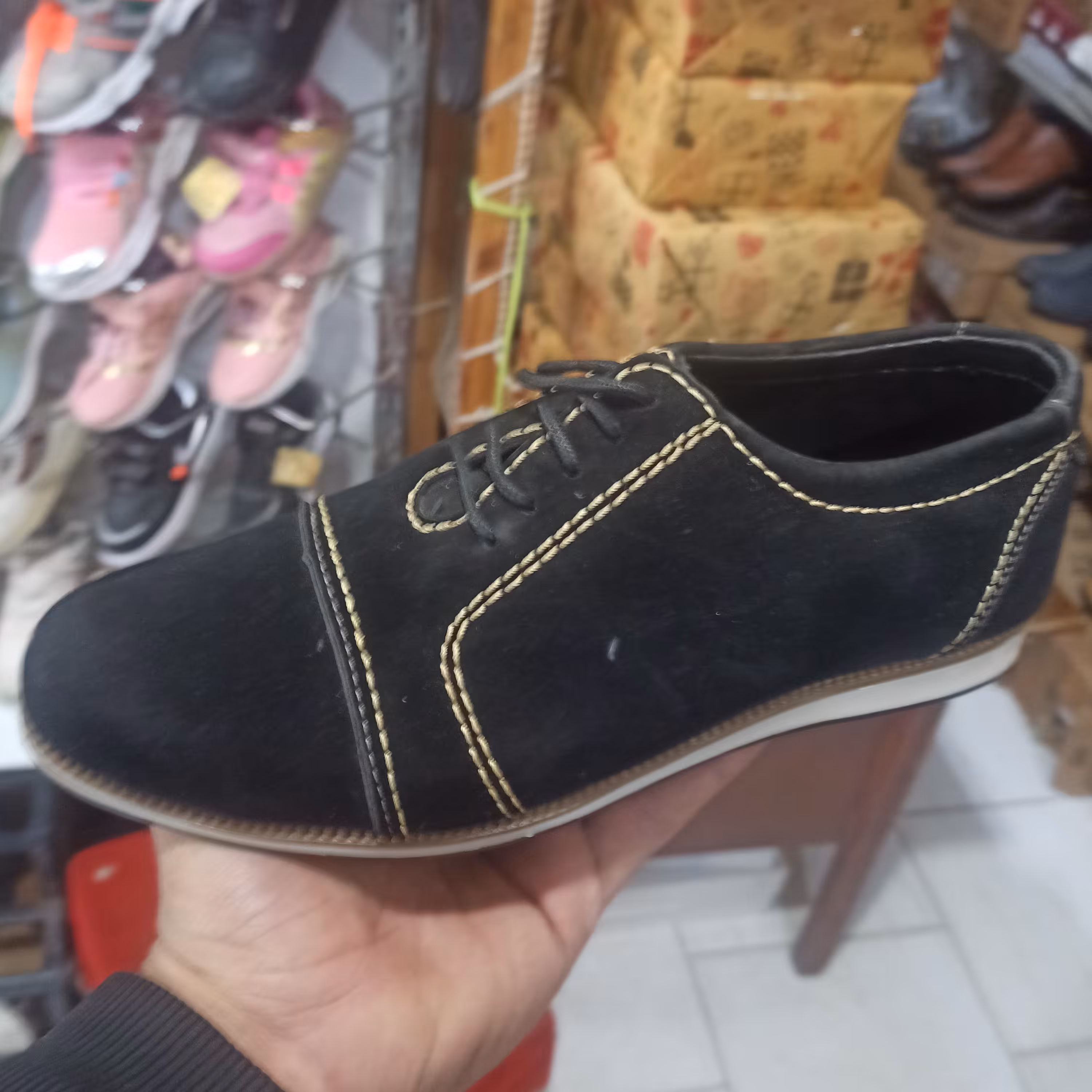 کفش حراجی مردانه سایز40مشکی