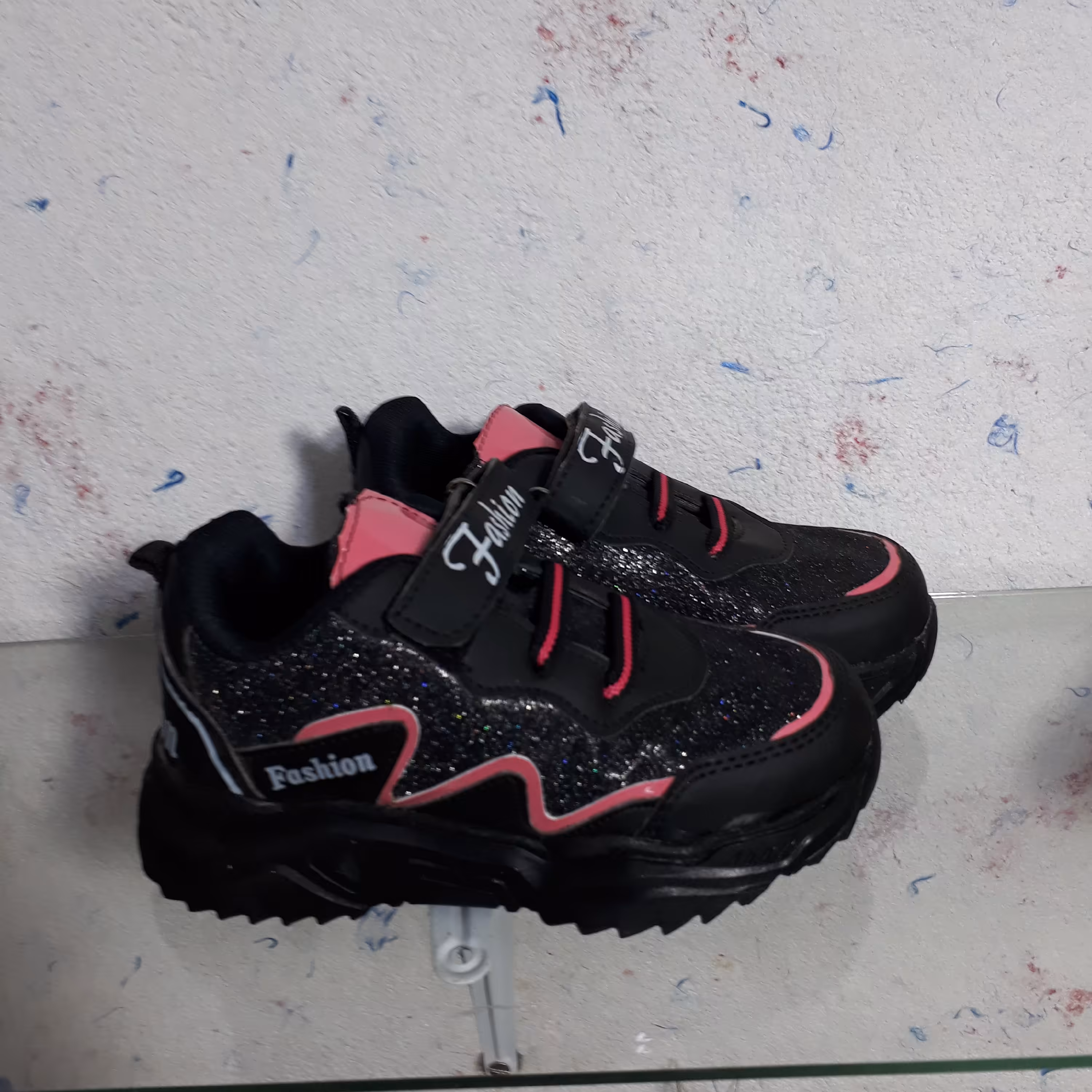 کتونی دخترانه لمه