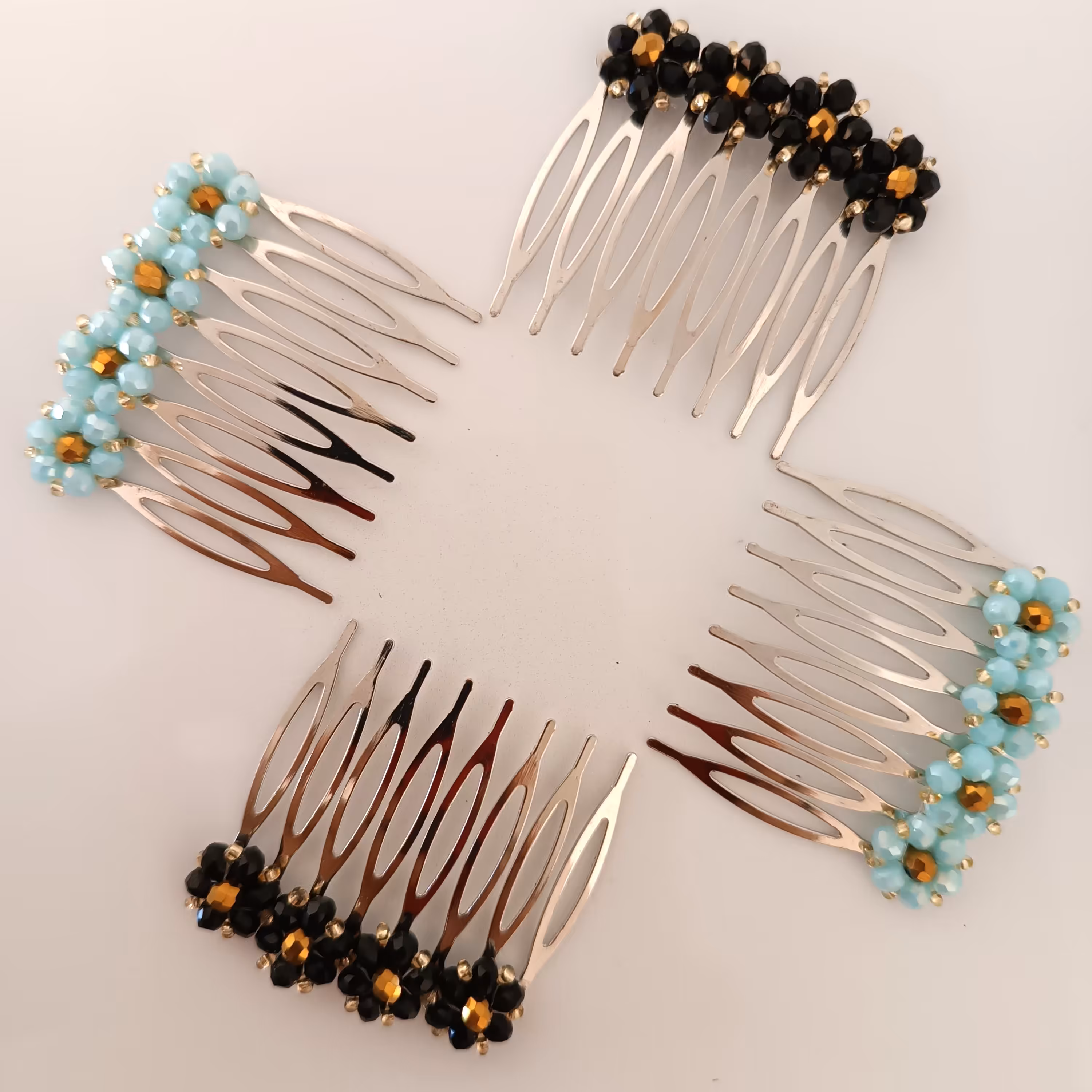 شانه ی فلزی 