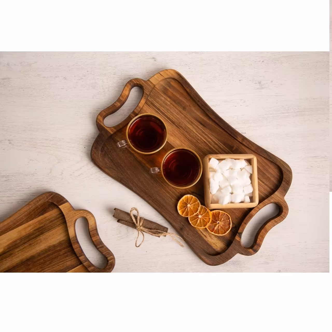 سینی چوبی پذیرایی ساخته شده از چوب گردو درجه یک مناسب جهیزیه و کادویی 