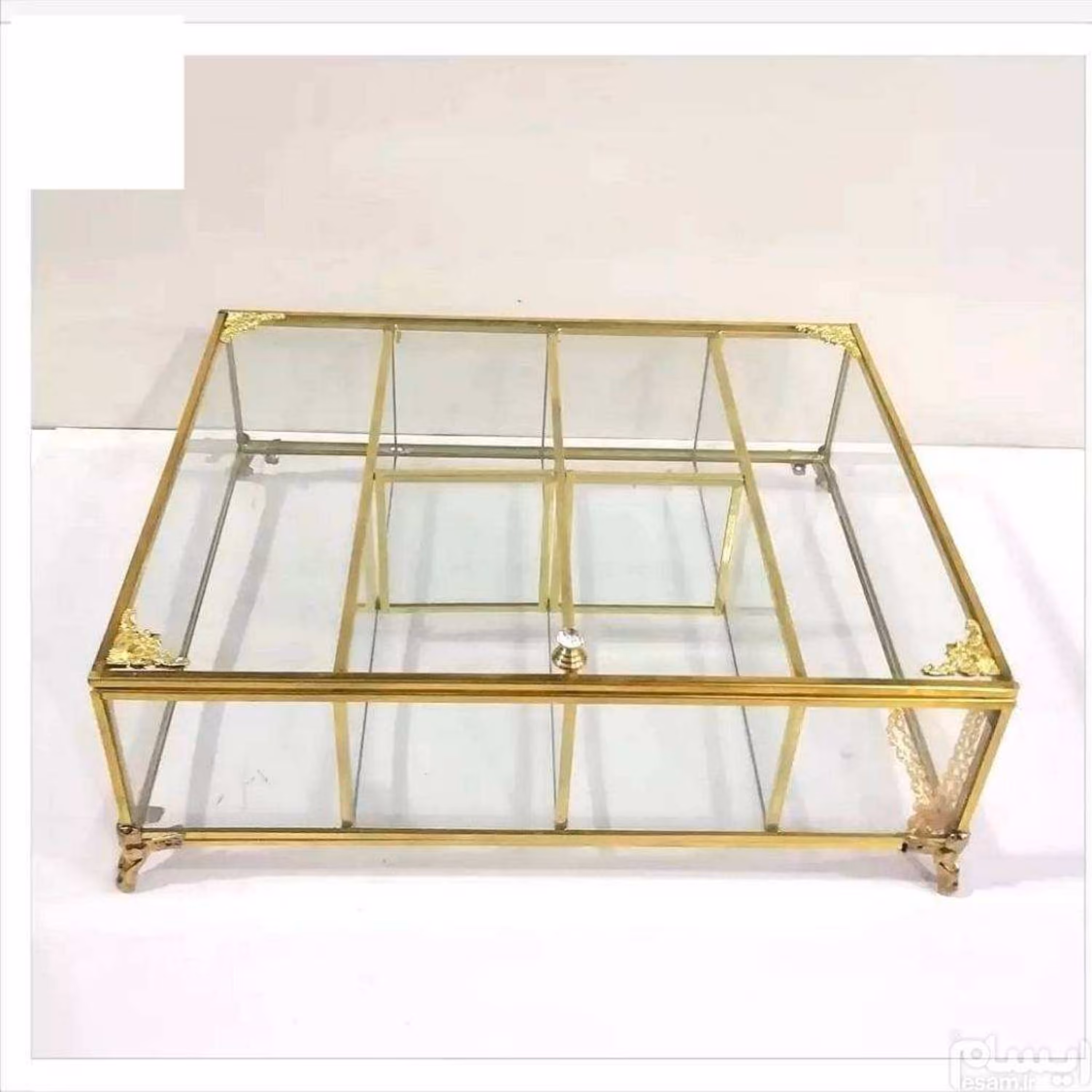 تیبگ شیشه ای طلایی