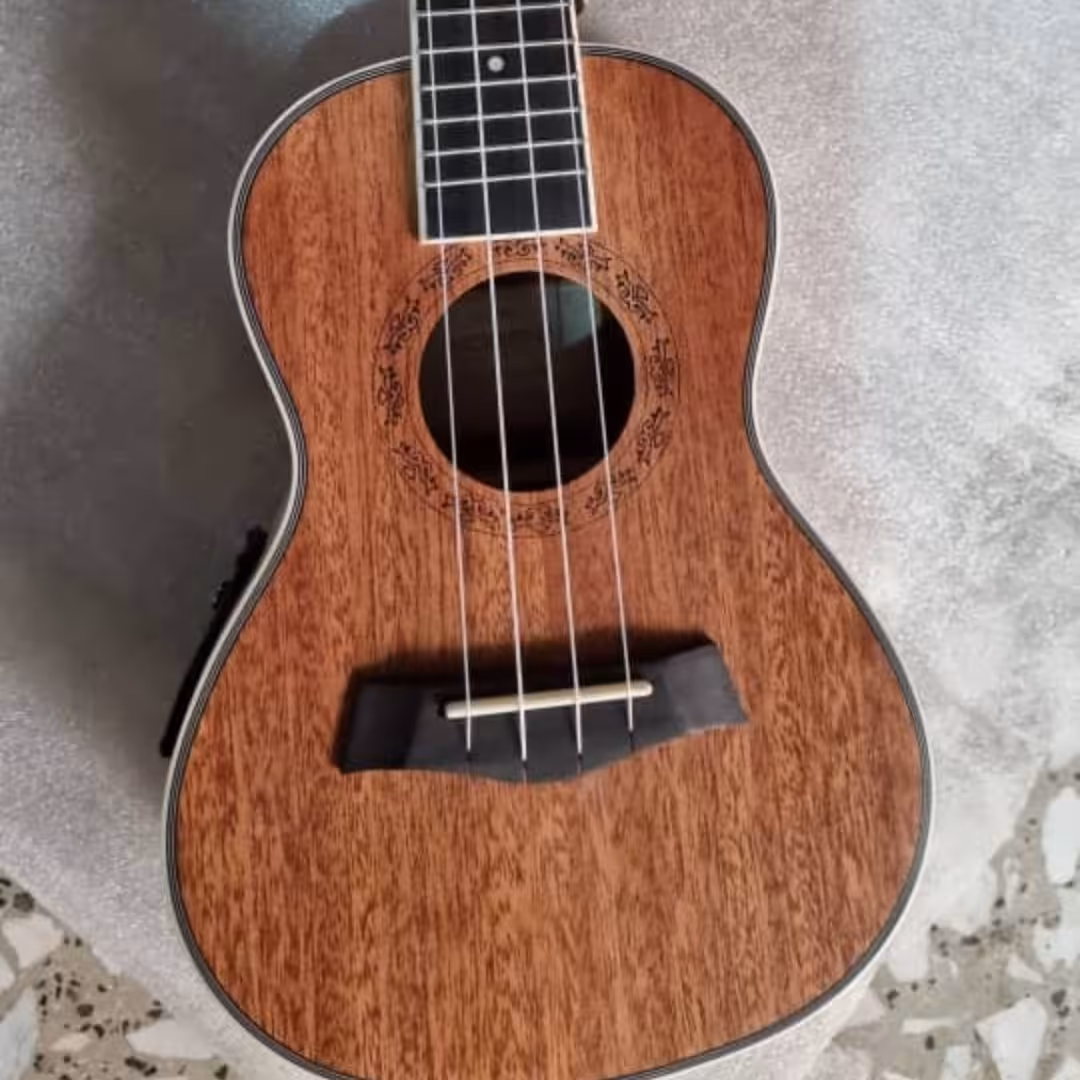 یوکه له له ، اوکه له له (یوکلله) (اوکولیلی) (یوکلِلی) پیکاپ دار ( ارسال پس کرایه )