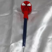سرمدادی بافتنی مرد عنکبوتی