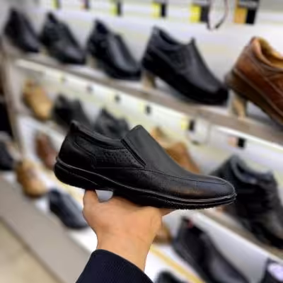 کفش فرزین توسن بی بند