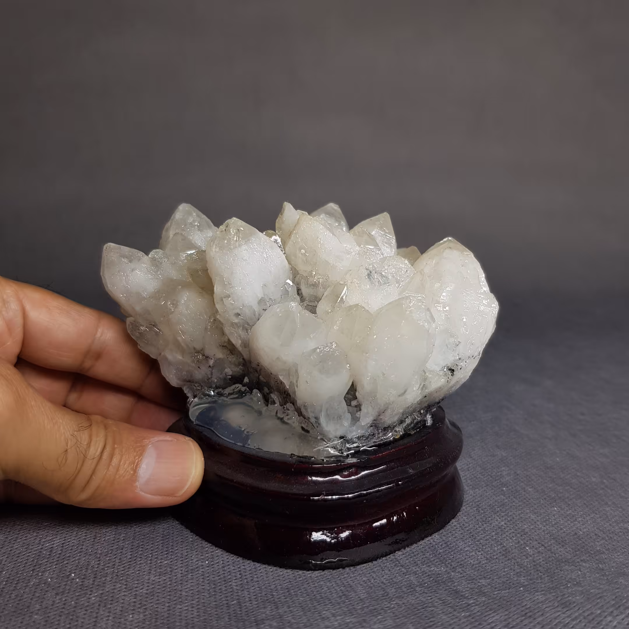 گوهر سنگ کوارتز شیری خوشه بلور کد 12