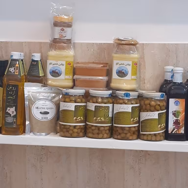 میوه شور زیتون یک کیلویی بدون مواد افزودنی شیمیایی