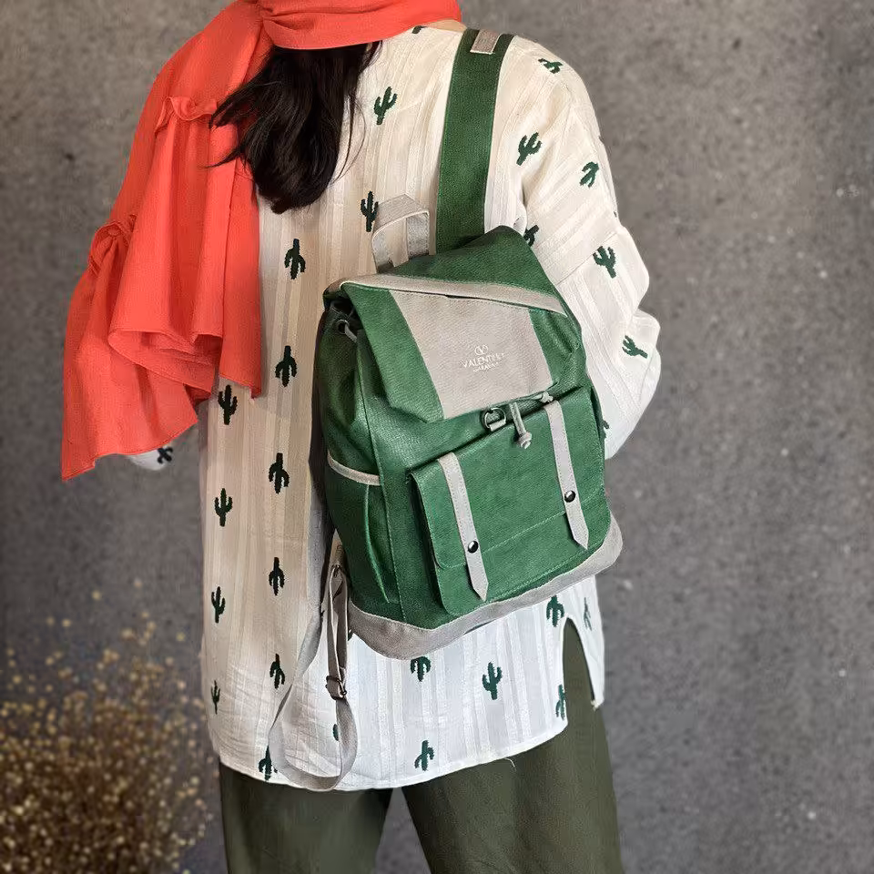 کوله پشتی زنانه و دخترانه طرح و رنگ متنوع 