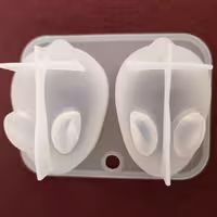 قالب سیلیکونی وارداتی طرح موش  خوشکل این قالب برای موارد خوراکی هم قابل استفاده است 