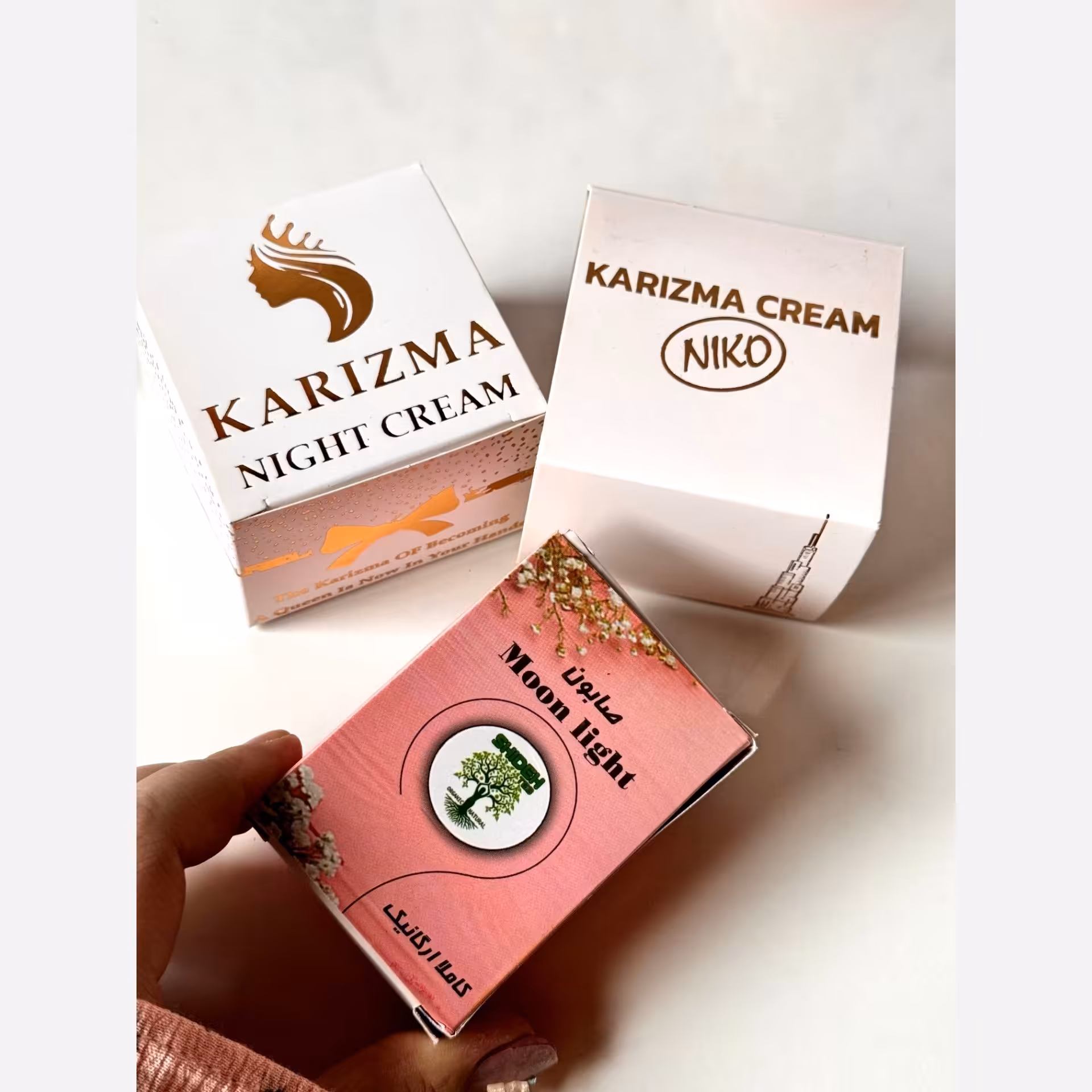 پکیج زیبایی کاریزما Karizma اماراتی اصل  کرم و صابون شیر شتر ( ضد لک سفید کننده و ضد جوش )