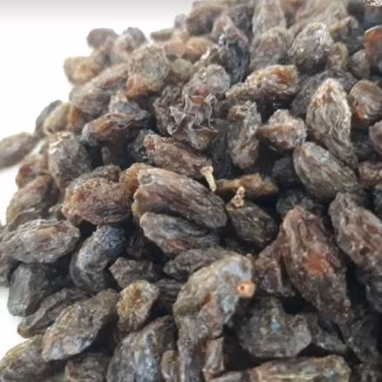 کشمش و مویز هسته دار آفتابی  درجه یک بسته بندی نیم کیلویی