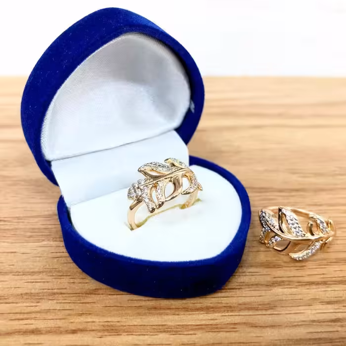 انگشترجواهری طرح برگ زنانه و دخترانه مارک ژوپینگ