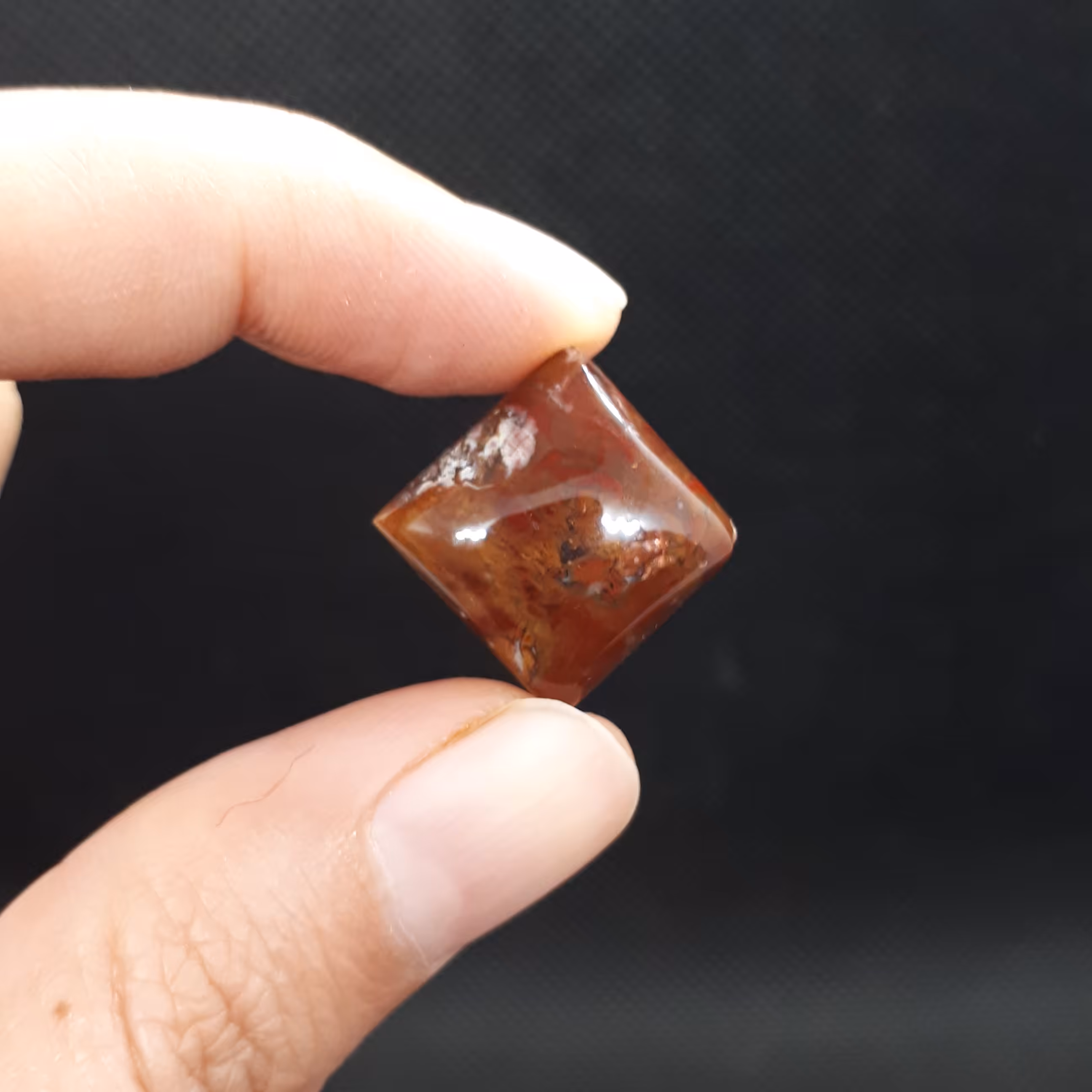 نگین سنگ عقیق پاییزی طرح مربع 